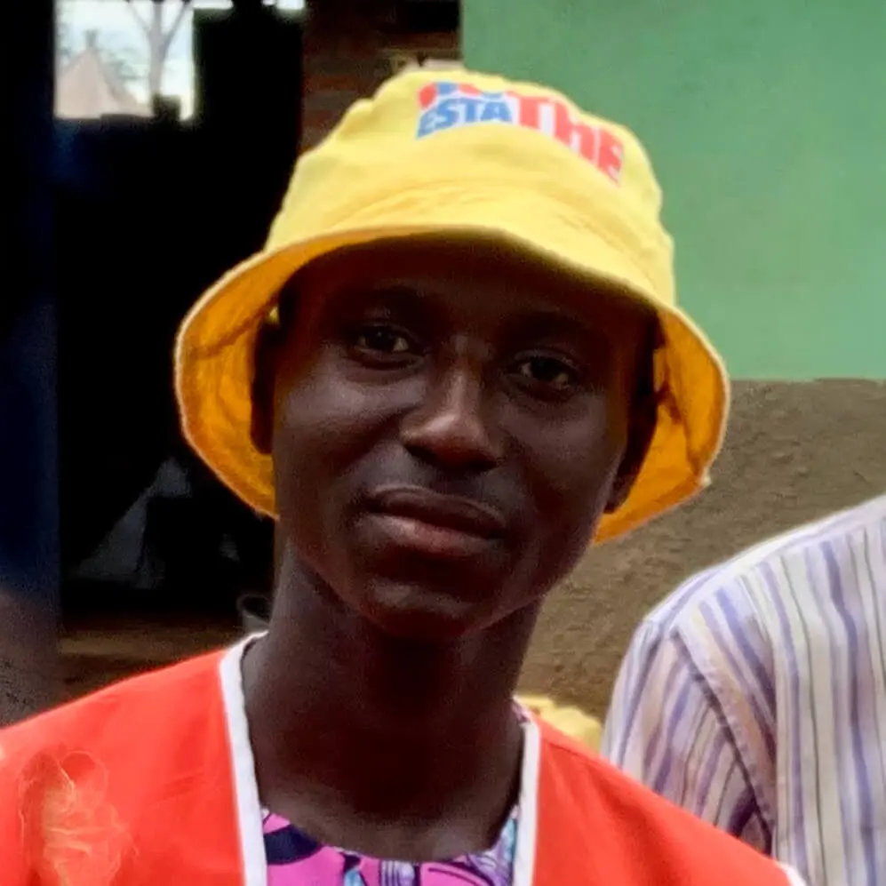 Michel Agonva Taduma Frequenta l'Universite de L'Assomption (UAC) a Butembo (Congo), in un percorso di studi sostenuto dall’Associazione.